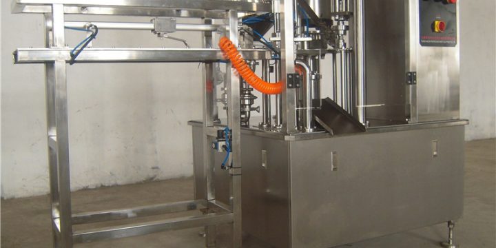 QP-1000 Spout bag filling machine